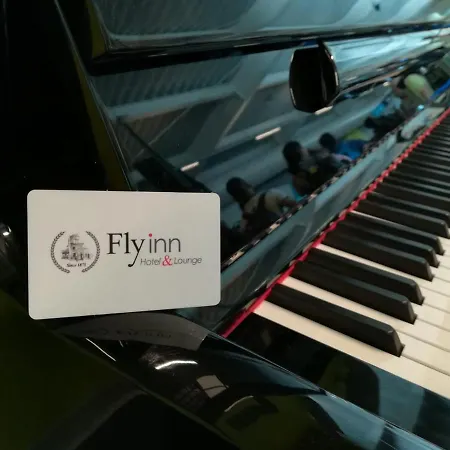 Fly Lounge 3*