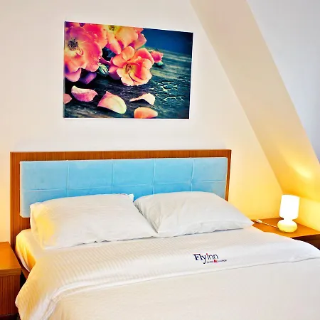 Fly Lounge Bed & Breakfast Machelen